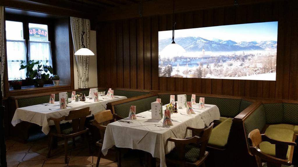 Gasthof - Restaurant Loecker Radstadt Exterior foto